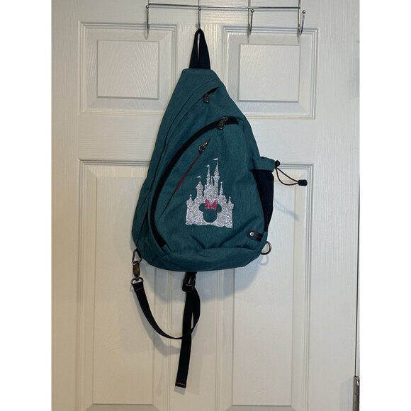 Outdoor‎ Master Disney Themed Sling Backpack - Picture 1 of 7